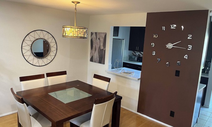 Downtown Apartment | 6. Phenomenal 2-bedroom 2-bath Apartment City Center
