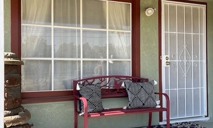 Visalia Other | 6 Ranch Farmhouse in the country!
