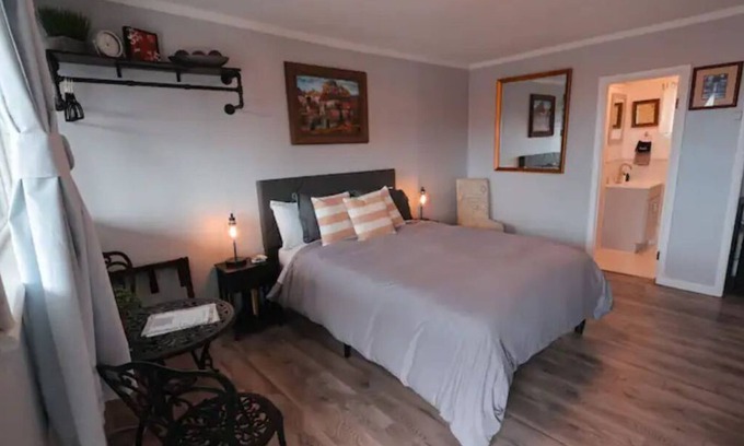 Morse Park Apartment | 6 Rockleys Vintage Motel, EV Charging Available