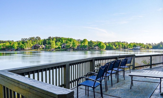 Hot Springs Village House | 6 Zapato Circle - Beautiful, newly remodeled luxury waterfront 4 bedroom, 3 full