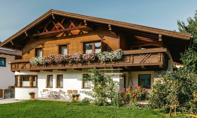 Prutz Apartment | 60 m² Apartment ∙ 2 bedrooms ∙ 6 guests