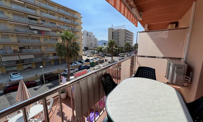 Santa Margarida Apartment | 60 m² Apartment ∙ 2 bedrooms ∙ 6 guests