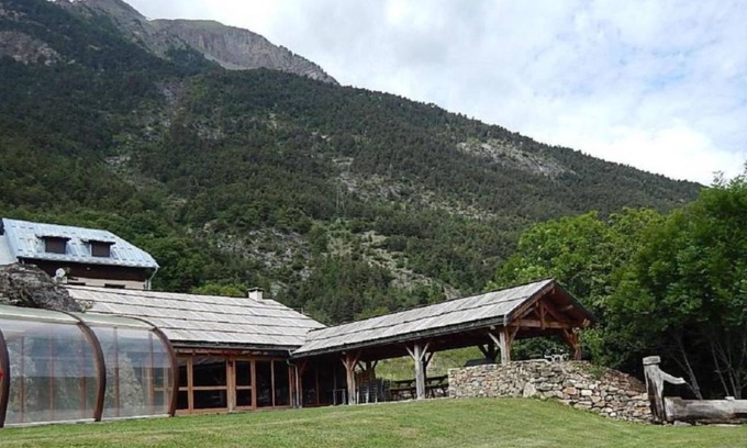 Chateauroux-les-Alpes House | 60 m² Apartment ∙ 3 bedrooms ∙ 6 guests