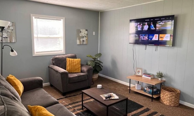 West Lafayette House | 600 House