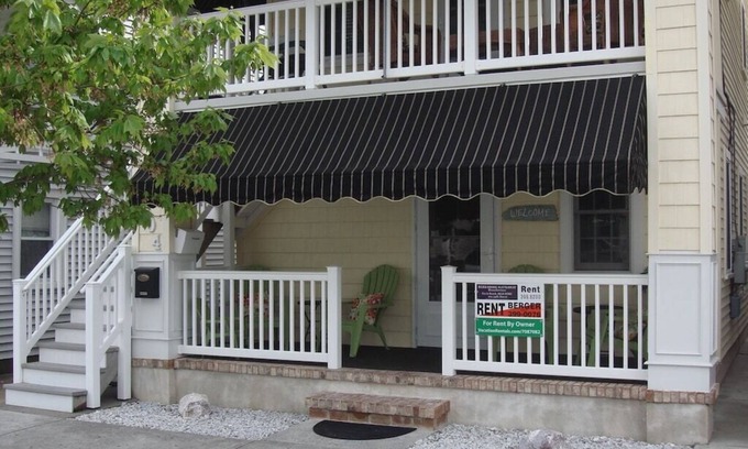 North End House | *604 12th STREET! LOCATION! LOCATION! LOCATION!*