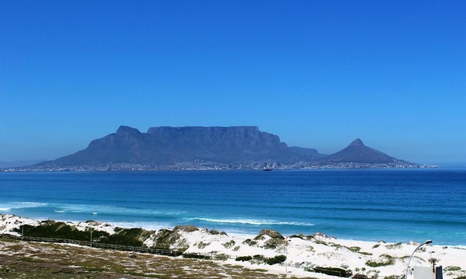 Bloubergstrand Apartment | 605 Nautica