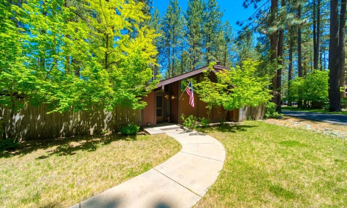 Graeagle Condo | #62 Graeagle Meadows