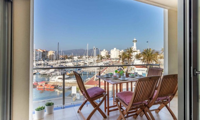 Empuriabrava Apartment | 63 m² Apartment ∙ 1 bedroom ∙ 4 guests