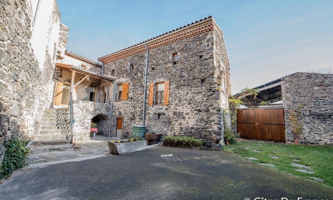 Mareugheol House | 63g63561 - Mareugheol