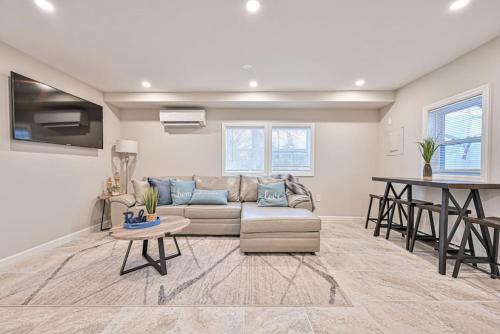 Somers Point House | 653 3rd St unit1 AfterDune Delight 2BR Near Beach