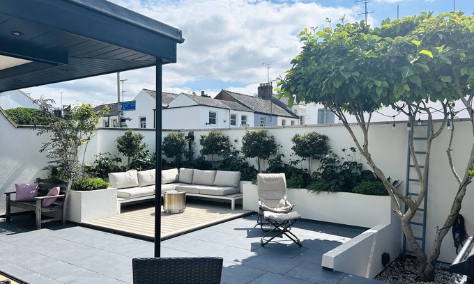 Montpellier House | 65a Montpellier Terrace