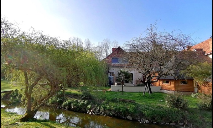 Saint-Hilarion House | 65M² ground floor LOFT on 3.5 HA private park with river and forest