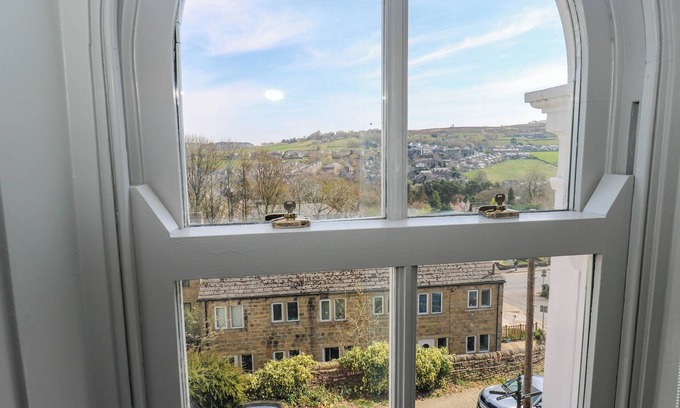 Haworth Cottage | 69 Main Street