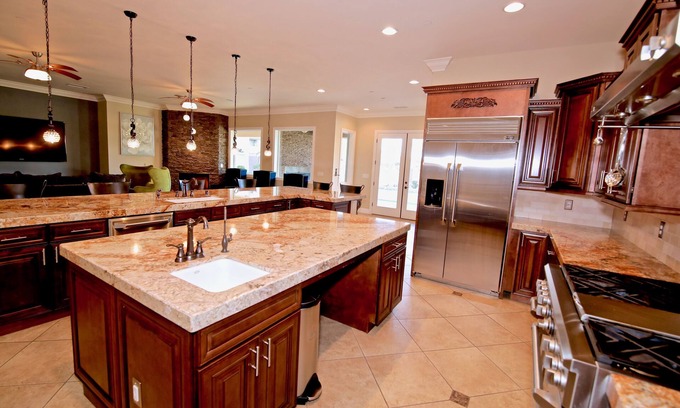 Las Vegas House | 6bdr 7ba Luxury Estate , Family friendly, cozy & private