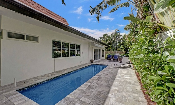 Pompano Isles House | 6Bed 4Bath Villa - Pool - Garage - Close to Beach