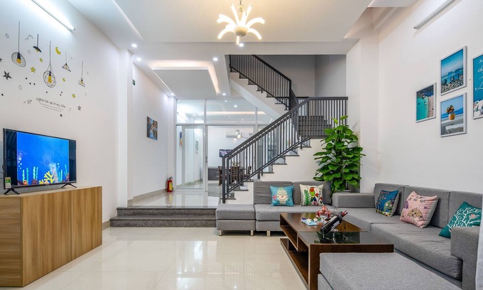 Ngu Hanh Son House | 6bedrooms house 3' walk to MyKhe beach 3Nights FREE PICKUP