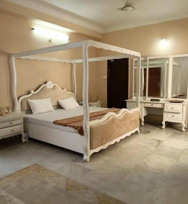 Hyderabad Villa | 6BHK AC Home for families in Prime Loc Hyderabad