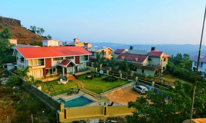 Panchgani House | 6BHK Lakha villa Panchgani