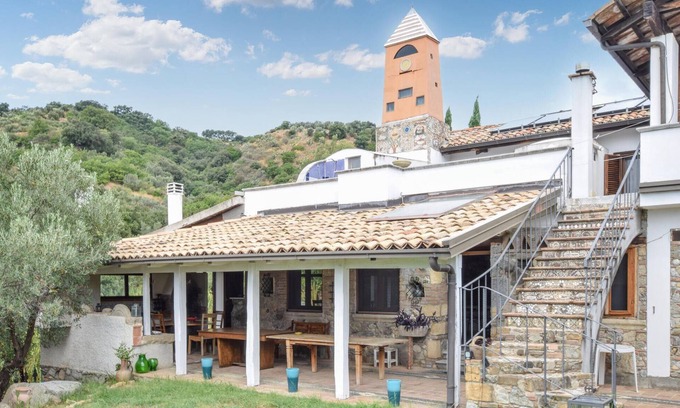 Petrizzi House | 7 bedroom amazing home in Petrizzi