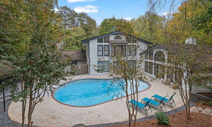 Buckhead House | 7 bedroom Buckhead Oasis