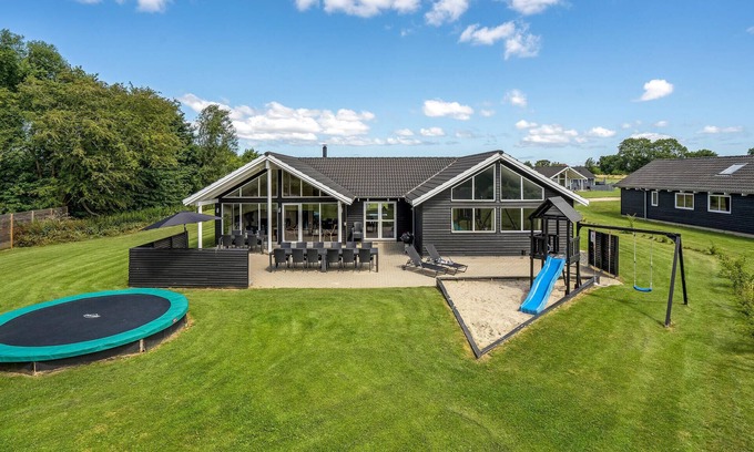 Høruphav House | 7 bedroom cozy home in Sydals