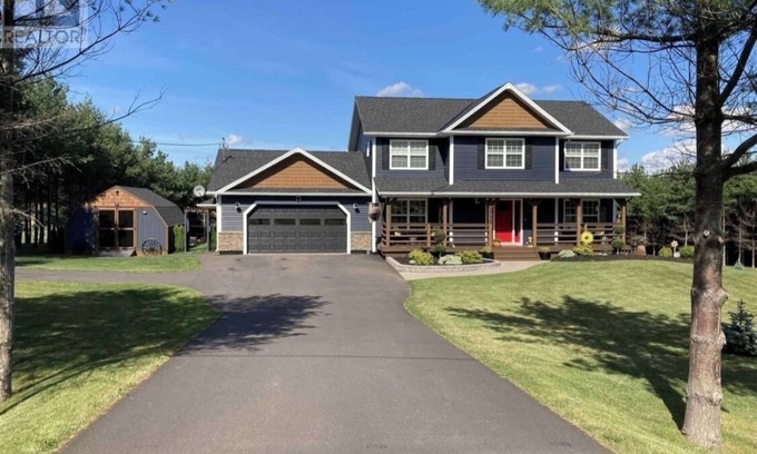 Charlotte's Shore House | 7 Bedroom Home w/Pool & Hot Tub on a Private Large Lot
