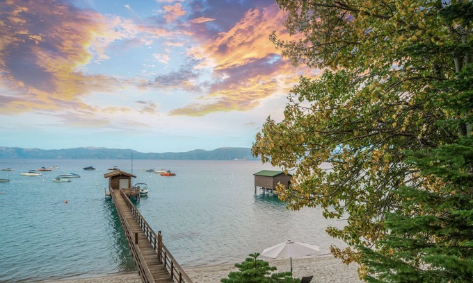 Tahoma House | 7 bedroom Lakefront Estate