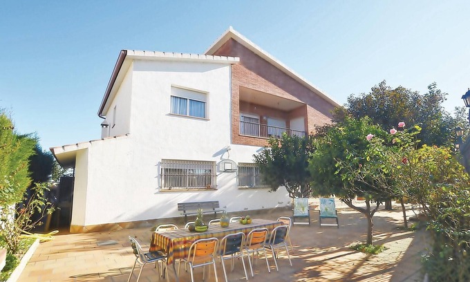 Santa Susanna House | 7 bedroom lovely home in Santa Susanna
