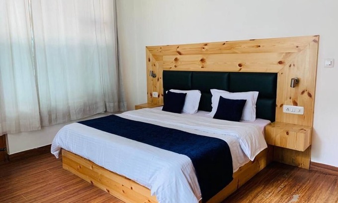 Simsa Village Cottage | 7 bhk pentahouse vintage cottage with indoor fire