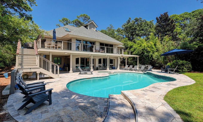 South Beach House | 7 Black Duck- Oceanfront, 9 Bedrooms, Large 30 ft x 18.ft Private Pool & Spa.