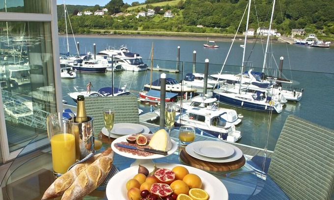 Dartmouth Cottage | 7 DART MARINA, family friendly in Dartmouth