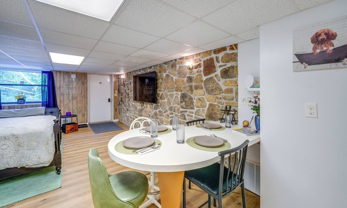 Sophia House | 7 Mi to Beckley: Townhome Near Hiking & Fishing