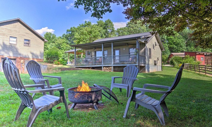 Morganton Cabin | 7 Mi to Downtown Morganton: Cabin w/Fire Pit!