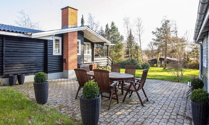 Hoeve Strand House | 7 person holiday home in Vig