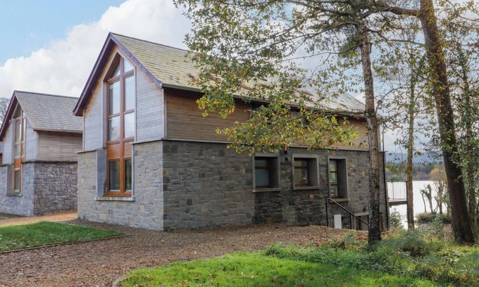 Belleek Cottage | 7 WATERS EDGE, pet friendly, character holiday cottage in Belleek