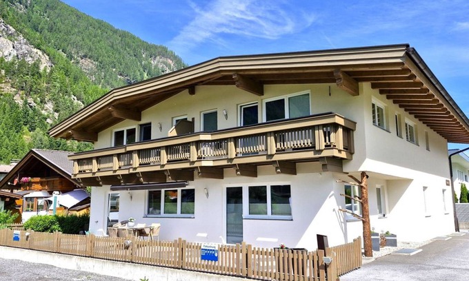 Laengenfeld Apartment | 70 m² Apartment ∙ 2 bedrooms ∙ 6 guests