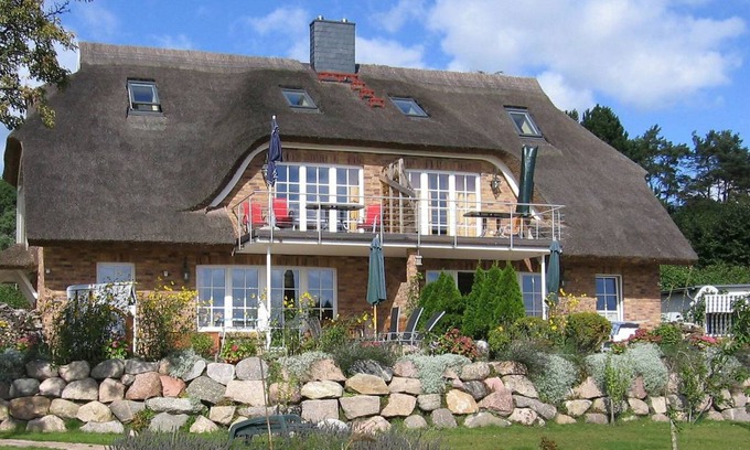 Gross Zicker Apartment | 70 m² Apartment ∙ 1 bedroom ∙ 2 guests