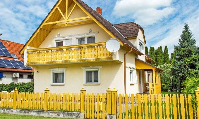 Balatonmariafurdo House | 70 m² House ∙ 2 bedrooms ∙ 5 guests