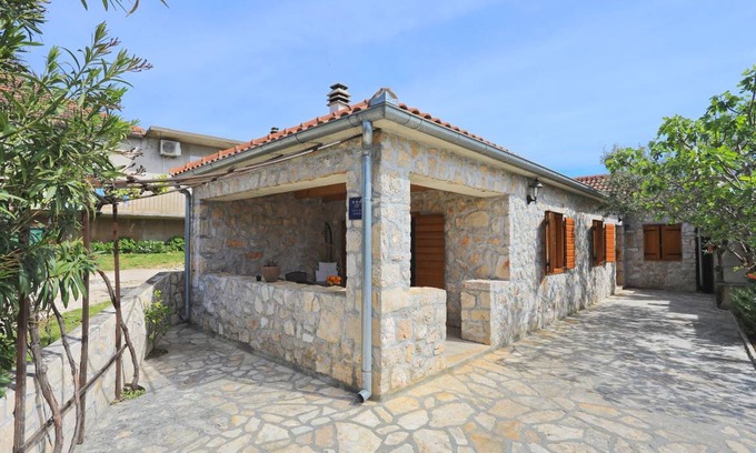 Sukosan House | 70 m² House ∙ 2 bedrooms ∙ 5 guests