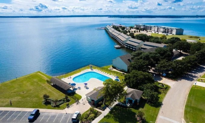 Seven Coves Condo | 7037 Kingston Cove