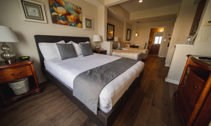 Florida Center Apartment | 705H Luxury suite w/Pool view close to Universal Studios Orlando