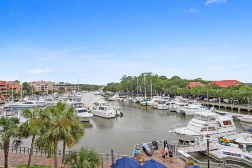 Shelter Cove Villa | 7122 Harbourside I