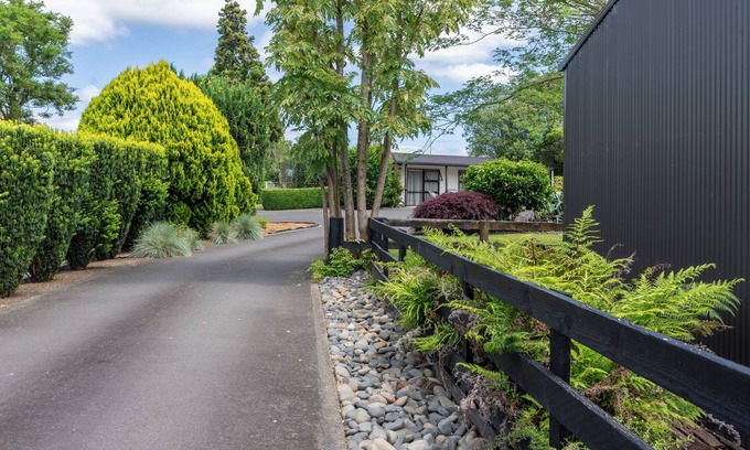 Leamington House | 73 Milton