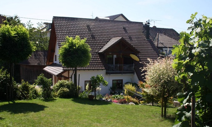Hagnau Apartment | 75 m² Apartment ∙ 2 bedrooms ∙ 5 guests