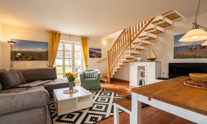 Dranske Apartment | 75 m² Apartment ∙ 2 bedrooms ∙ 4 guests