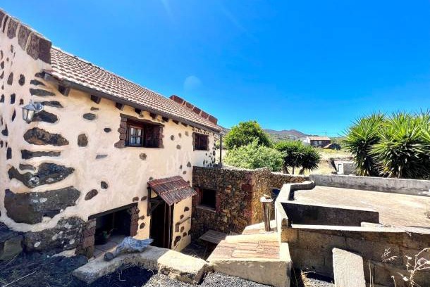 Isora Ski Chalet | 75 m² Chalet ∙ 2 bedrooms ∙ 6 guests