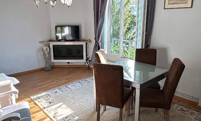 Chaville Apartment | 75m2 apartment between Paris/Versailles