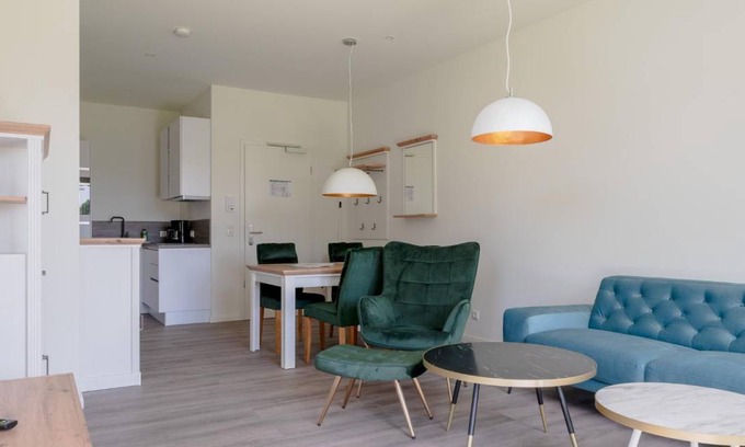 Zingst Apartment | 77 m² Apartment ∙ 2 bedrooms ∙ 4 guests