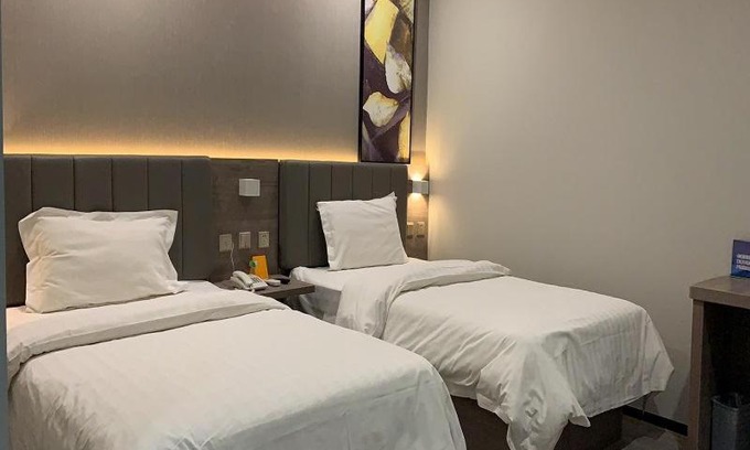 Fengtai Hotel | 7Days Premium Beijing South Railway Station Jiaomen East Subway Station Branch