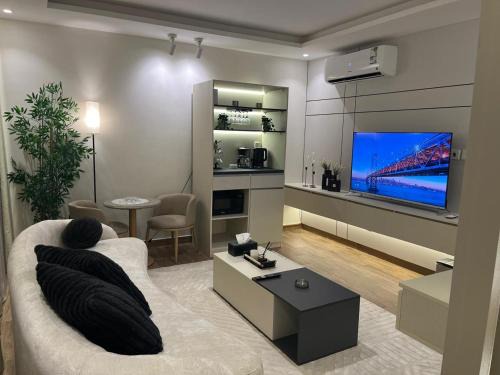Al-Rawdah Apartment | 7sky Studio